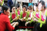 Thái Nguyên: Giá thu mua chè tăng 10.000 đồng/kg